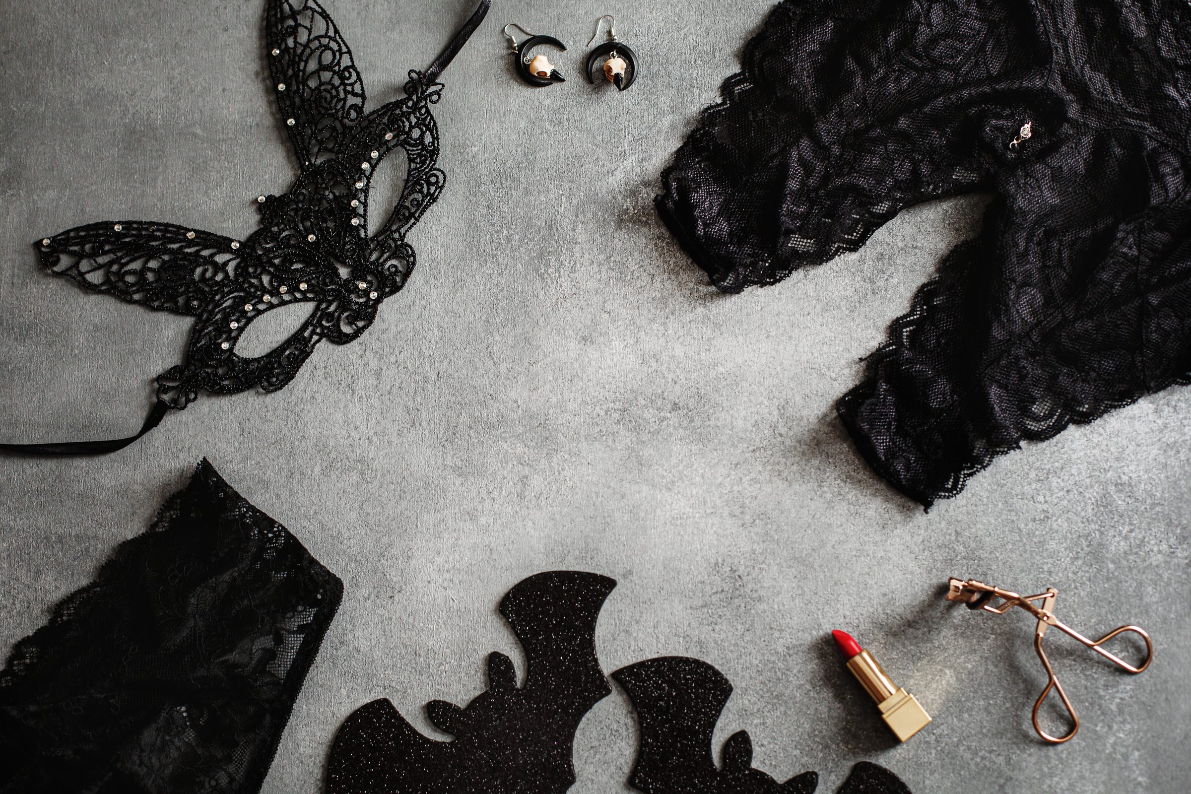 Masquerade Lace Set